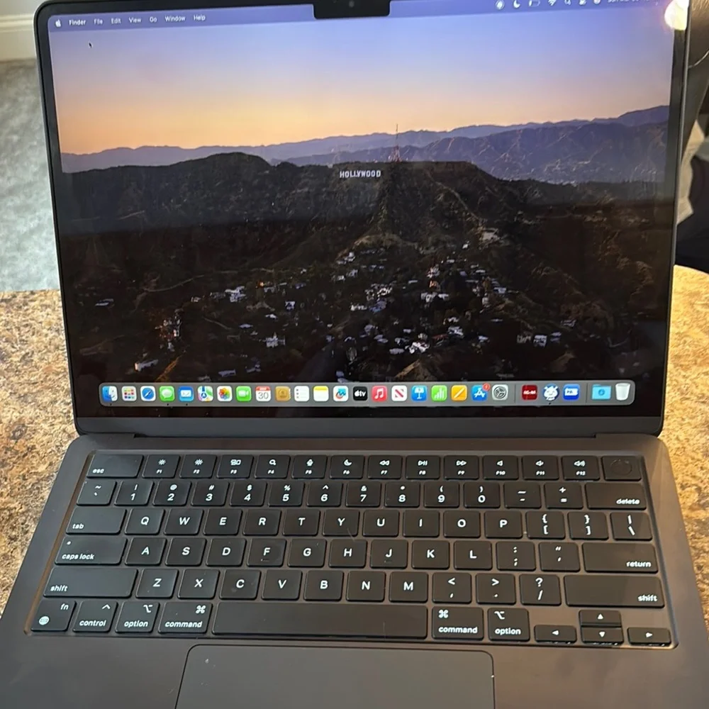 Apple MacBook Laptop